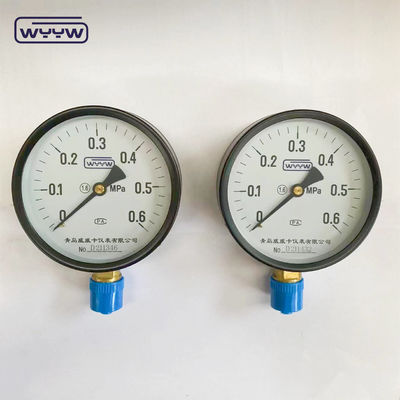 القضية الصلبة السوداء العامة 100mm القاع القياسي M20X1.5 ضغط الأنبوب بوردون 1.6 mpa