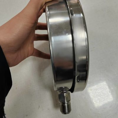 1 سنة ±1.6% من دقة الحجم الكامل للفقرة الفارغة المملوءة بالسائل 1/4&quot; 1/2'BSP/PT/NPT/G/M Thread