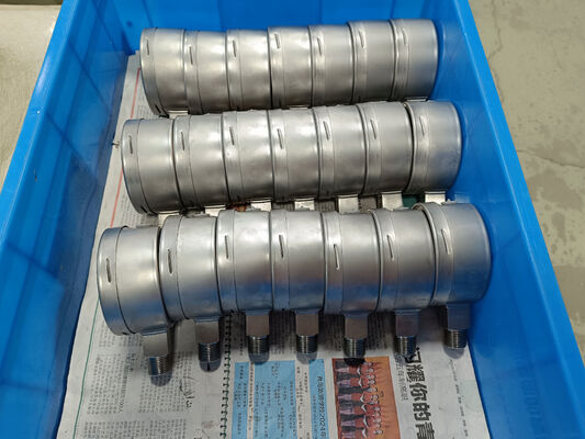 مقياس ضغط من الفولاذ المقاوم للصدأ 316 مقاس 4 بوصات مع حلقة تثبيت لأداء مقاوم للصدمات